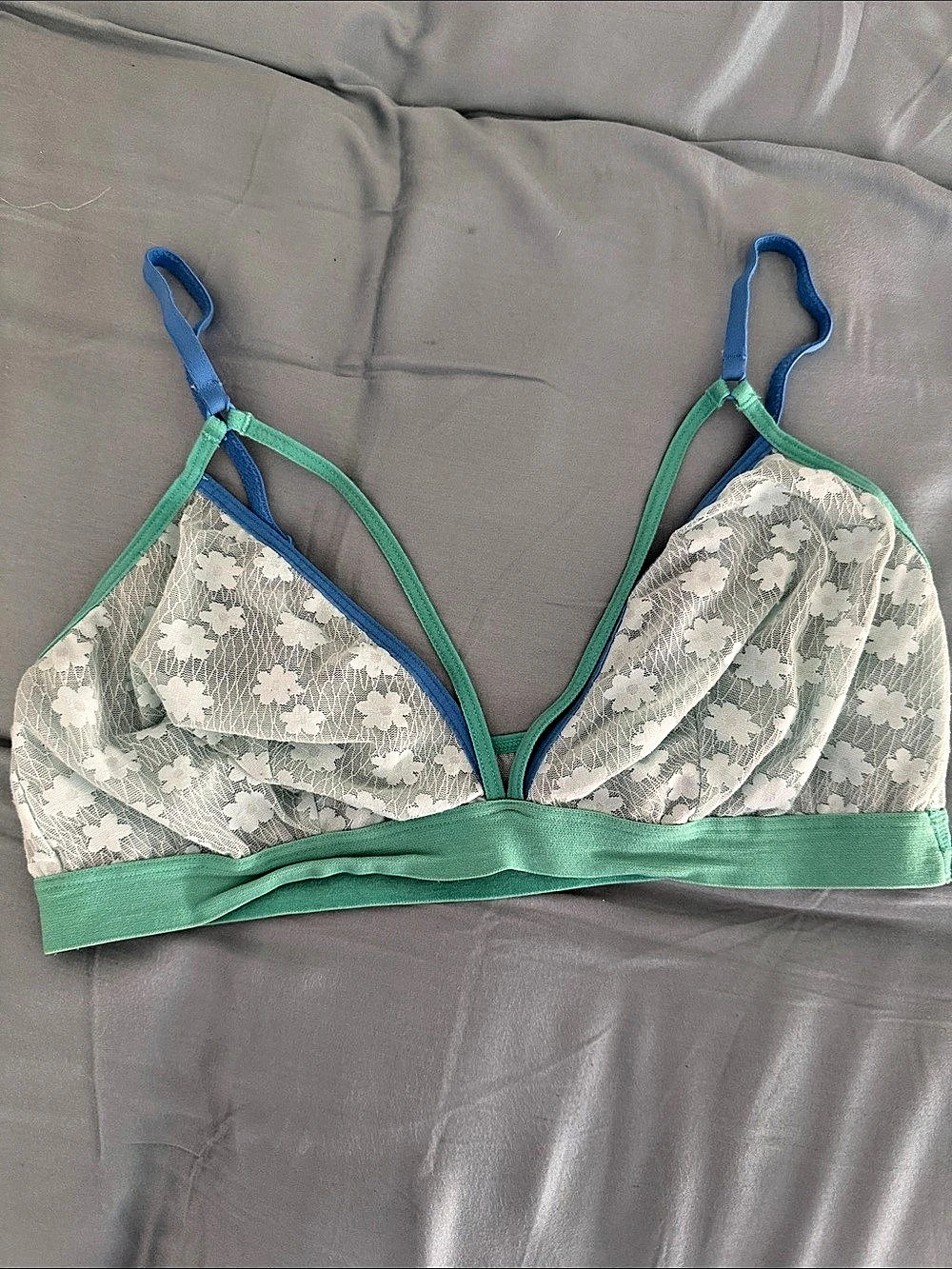 Colsie Floral Lace Bra Green & Blue Medium